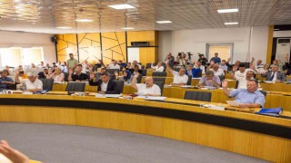 Afyonkarahisar Belediyesi halk otobüsü ücretlerine yüzde 47 zam yaptı
