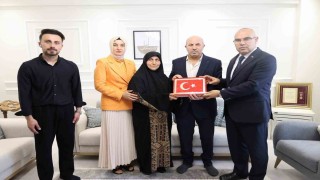 Ağrı Valisi Koçtan 15 Temmuz gazisine anlamlı ziyaret