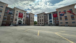 Ağrıda 15 Temmuz için bin 24 okul ve kuruma Türk bayrağı asıldı