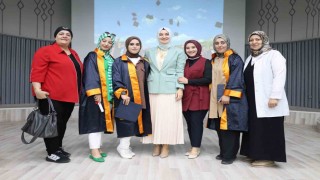 Ağrıda Anne Akademisi mezuniyet töreni düzenlendi
