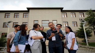 AİÇÜde Gökyüzüne Çık, Kadrajını Keşfet projesi ile dron ve video eğitimi verildi