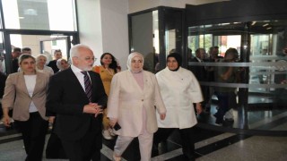 AK Parti İstanbul Milletvekili Ercan, orman yangınında yaralanan personeli hastanede ziyaret etti