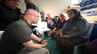 AK Partiden yangın bölgelerine çıkarma