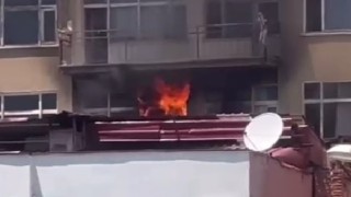 Aksarayda apartmanda yangın
