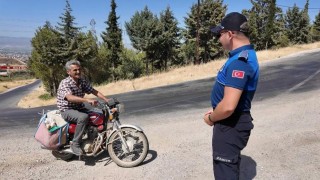 Alaşehirde zabıtalardan orman yangını nöbeti