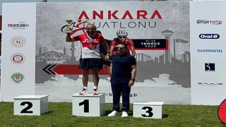 Ali Bıdı, Ankara Duatlonunda çifte başarı