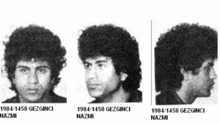 Almanyada 41 yıl önce 19 yaşındaki sevgilisini öldüren adam, sağ gözünün altındaki iz detayıyla 66 yaşında Türkiyede başkasının kimliğiyle yakalandı