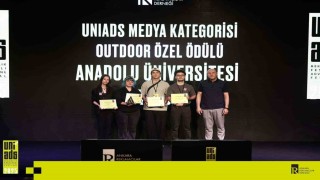 Anadolu Üniversitesi öğrencilerine UNIADS 2025ten ödül