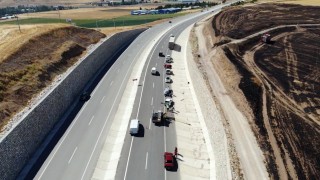 Anız dumanı zincirleme kazaya neden oldu: 7 araç birbirine girdi