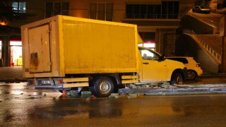 Ankarada araçlar sel sularına kapıldı, hasarlı otomobiller havadan görüntülendi