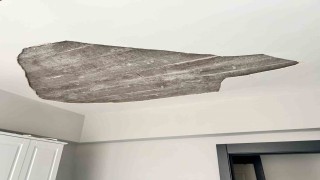 Ankarada bebek, çöken tavan sıvasından saniyelerle kurtuldu