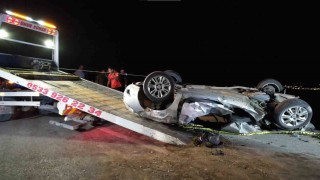 Ankarada iki otomobil kafa kafaya çarpıştı: 3 ölü