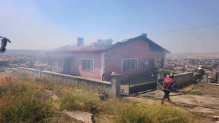 Anne ameliyattayken evde bıraktığı çocukların yangın çıkardığı iddiası