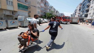 Antalyada apartmanda çıkan yangında 7si çocuk 10 kişi dumandan etkilendi