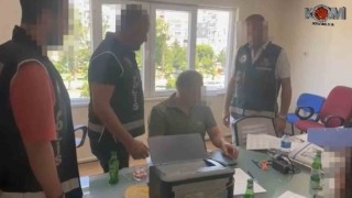 Antalyada rüşvet operasyonu: 2si müfettiş 3 kişi tutuklandı