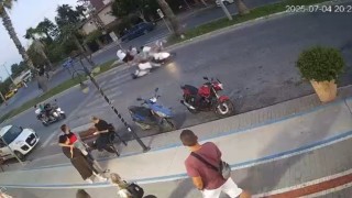 Antalyada turistlerin ayağını yerden kesen kaza