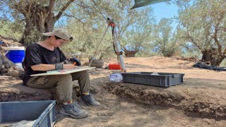 Antandros Antik Kentinde kavurucu sıcaklıklara rağmen kazı çalışmaları sürüyor