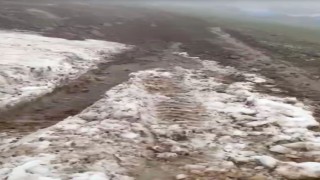 Ardahanda temmuzda karla mücadele devam ediyor