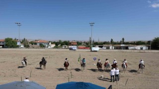 Atlı okçuluğun kalbi Kayseride attı