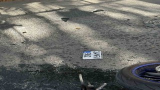 Avcılarda kaza yapan motosiklet böyle savruldu