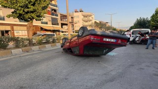 Aydında 15 yaşındaki gencin kullandığı otomobil takla attı