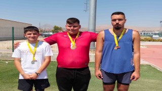 Aydınlı özel sporcular şampiyonada dikkat çekti