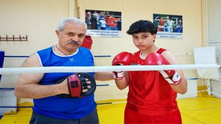 Aygül Özdemirden Elazığa bronz madalya