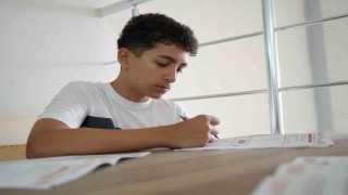 Azimli ve disiplinli çalışma başarıyı getirdi: Bayburt LGS birincisi çocukluk hayaline adım adım ilerliyor