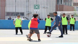 Bağcılarda çocuklar yaz tatilini spor yaparak geçiriyor