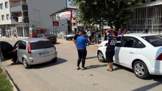 Bahçe İlçesinde Trafik Kazası: İki Otomobil Çarpıştı, 1 Kişi Yaralandı