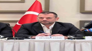 Bakan Baktan Kulüpler Birliği Başkanlığına seçilen Ertuğrul Doğana tebrik