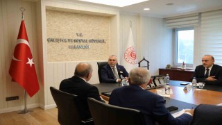Bakan Işıkhan: İşçilerimize birinci altı ay için yüzde 24, ikinci, üçüncü ve dördüncü altı aylar için gerçekleşen enflasyon oranını teklif ediyoruz