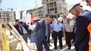 Bakan Kurum ve Bakan Gülerden Ay Yıldız Yerleşkesinde inceleme