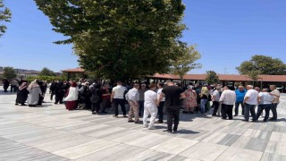 Bakan Yumaklının kayınvalidesi son yolculuğuna uğurlandı