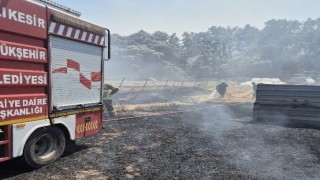 Bandırmada anız ve ot yangını söndürüldü