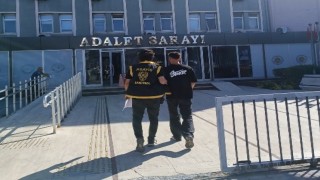 Bandırmada aranan 17 şahıs yakalandı