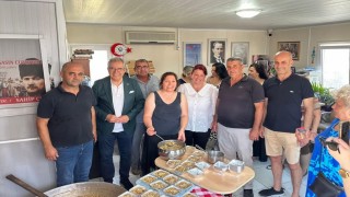 Bandırmada aşure ikramıyla birlik ve beraberlik mesajı