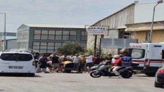 Bandırmada otomobil ile motorlu bisiklet çarpıştı: 2 yaralı