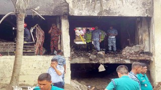 Bangladeşteki uçak kazasında can kaybı 27ye yükseldi