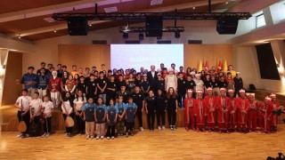 Başkan Altay gençlere yönelik faaliyetleri ve Yaz Seninle Güzel etkinliklerini anlattı