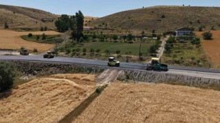 Başkan Büyükkılıç: 3 mahalleyi bağlayan grup yola 107 milyon TLlik yatırım yaptık