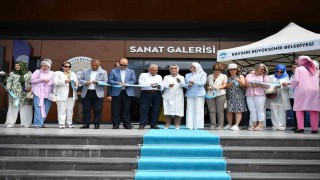 Başkan Büyükkılıç, KAYMEK Yılsonu Sergisini açtı