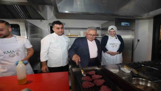 Başkan Büyükkılıç, Mutfak Sanatları Merkezinde Workshop etkinliklerine katıldı