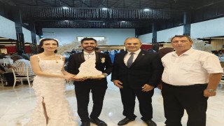 Başkan Dilsiz, genç çiftlerin mutluluğuna ortak oldu