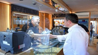 Başkan Erkan Aydın Küçükbalıklıda vatandaşla buluştu