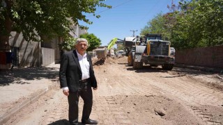 Başkan Hallaç: Konforlu ve dayanıklı yollarla Kahtayı geleceğe hazırlıyoruz