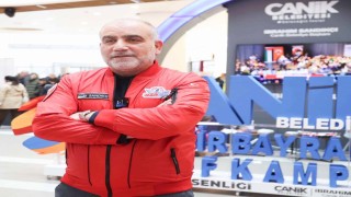 Başkan Sandıkçı: Öğrencilerimizi deney ve gözlem çalışmaları, bilim söyleşileriyle buluşturuyoruz