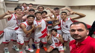 Basketbolda 2 şampiyon
