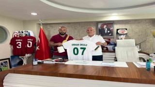 Başpehlivan Orhan Okulunun hedefi üçüncü altın kemer