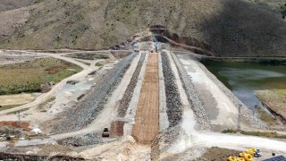 Bayburt Yelpınar Göletinde çalışmalar devam ediyor